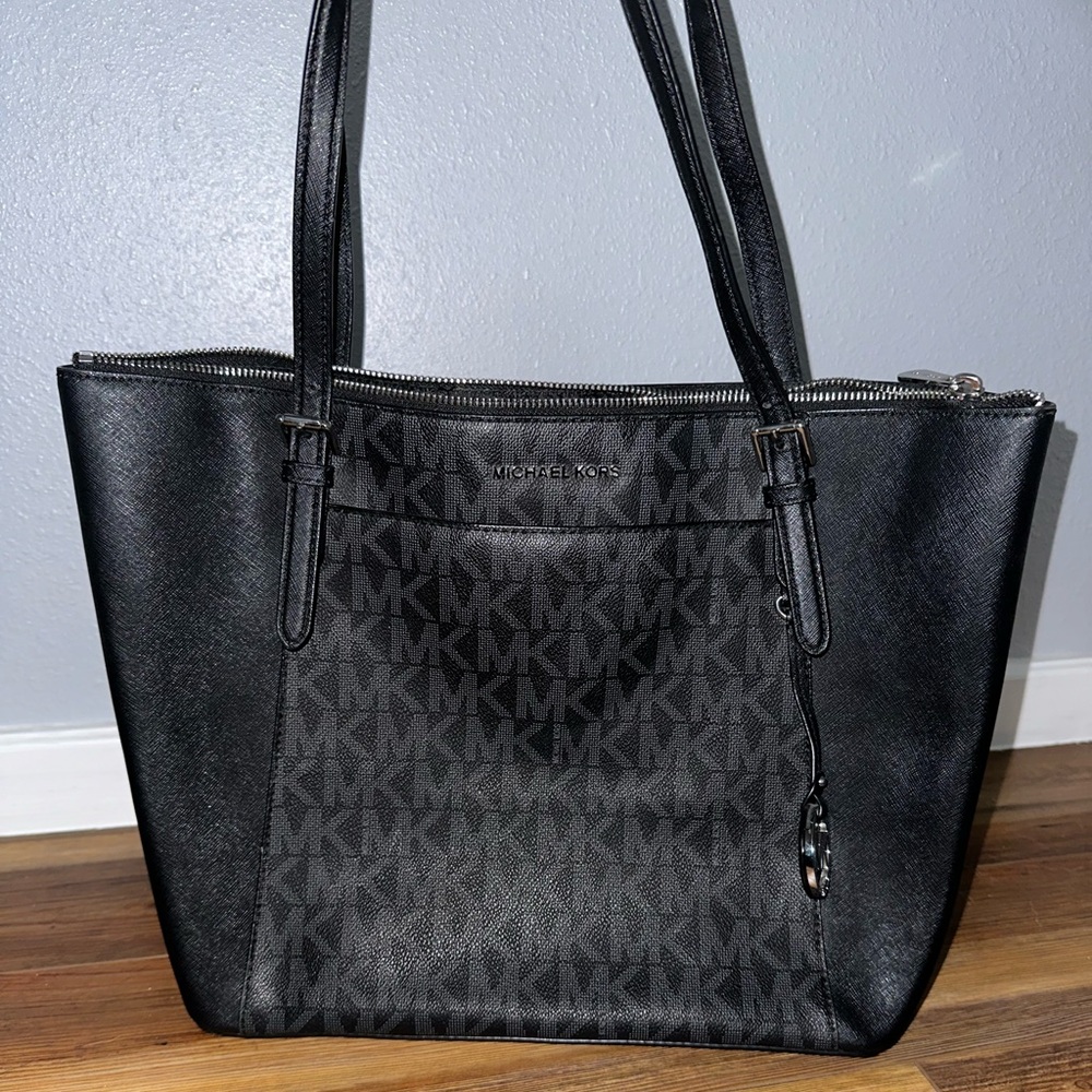 Black Michael Kors Purse